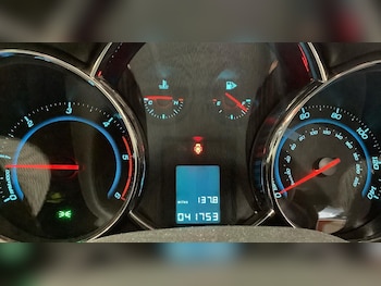 2011 (11) - 2.0 VCDi LT Euro 5 4dr