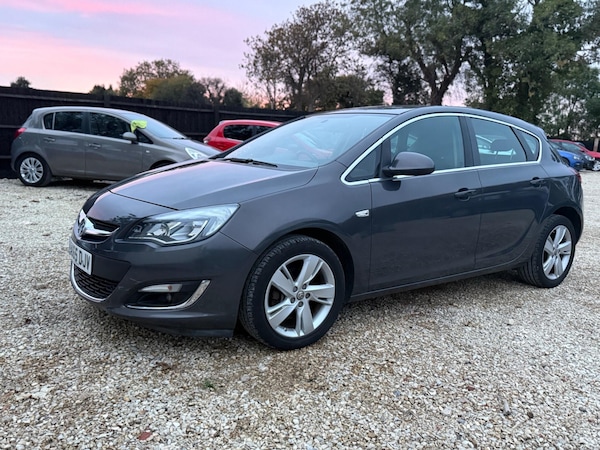 Used Vauxhall Astra 2015 for sale - 75414440: Photo 3