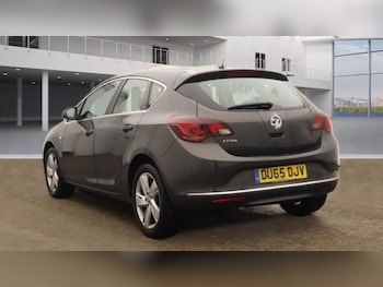Used Vauxhall Astra 2015 for sale - 75414440: Photo
