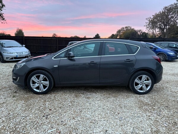 Used Vauxhall Astra 2015 for sale - 75414440: Photo 4