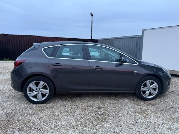 Used Vauxhall Astra 2015 for sale - 75414440: Photo 6