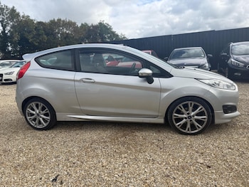 Used Ford Fiesta 2013 for sale - 76060244: Photo 3