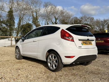 Used Ford Fiesta 2010 for sale - 79629861: Photo