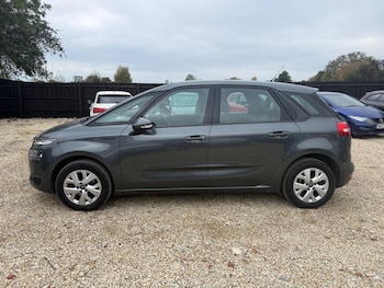 Used Citroen C4 Picasso 2015 for sale - 76214080: Photo