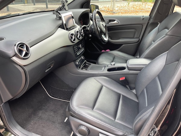 Used Mercedes-Benz B-Class 2015 for sale - 76227847: Photo 11