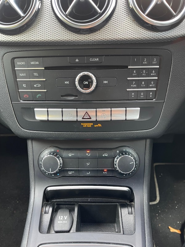 Used Mercedes-Benz B-Class 2015 for sale - 76227847: Photo 21