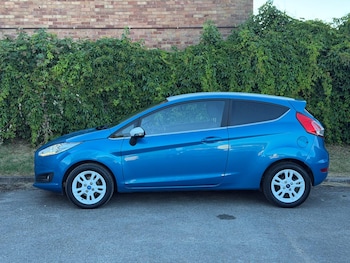 Used Ford Fiesta 2016 for sale - 79092673: Photo