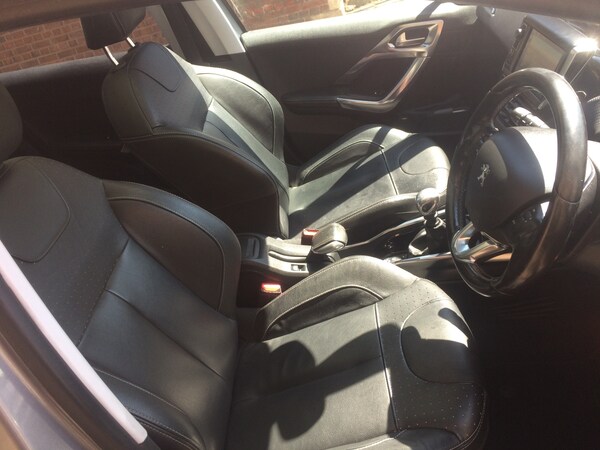 Used Peugeot 2008 2015 for sale - 75008277: Photo 10