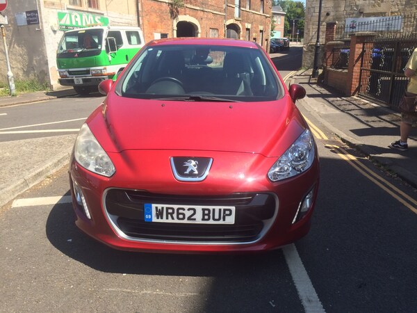 Used Peugeot 308 2012 for sale - 74744882: Photo 5