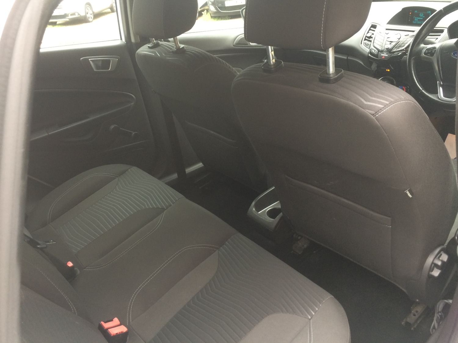 Used Ford Fiesta 2015 for sale - 76309992: Photo 10