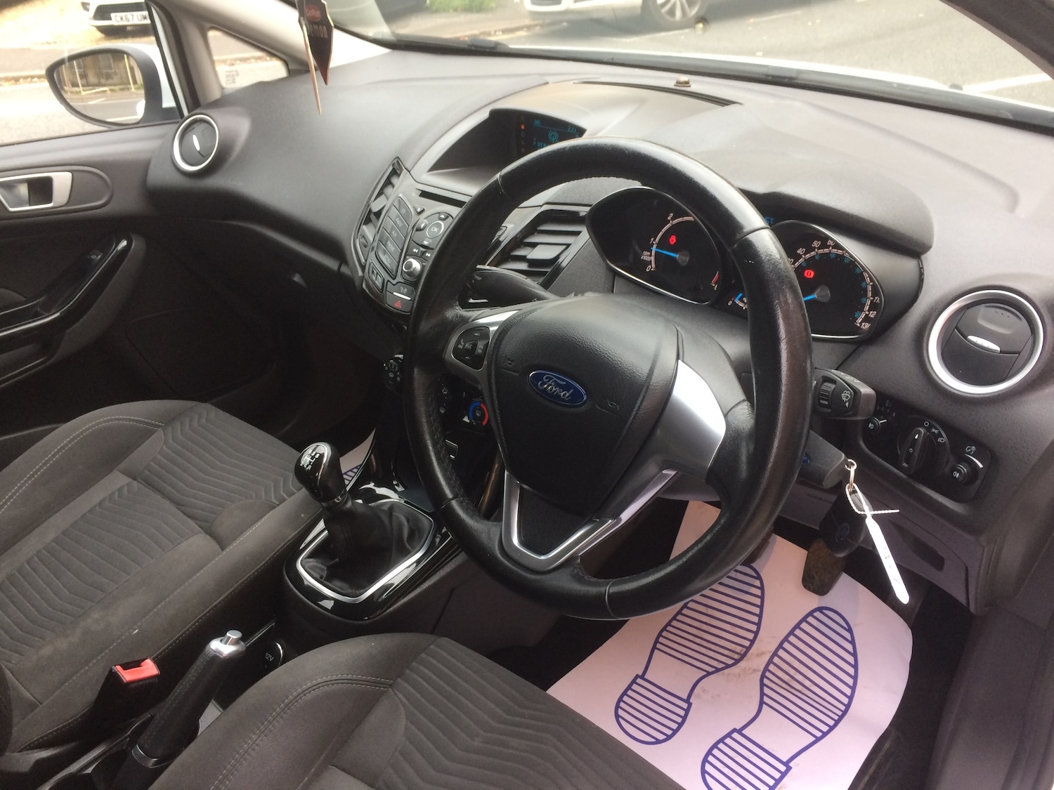 Used Ford Fiesta 2015 for sale - 76309992: Photo 8