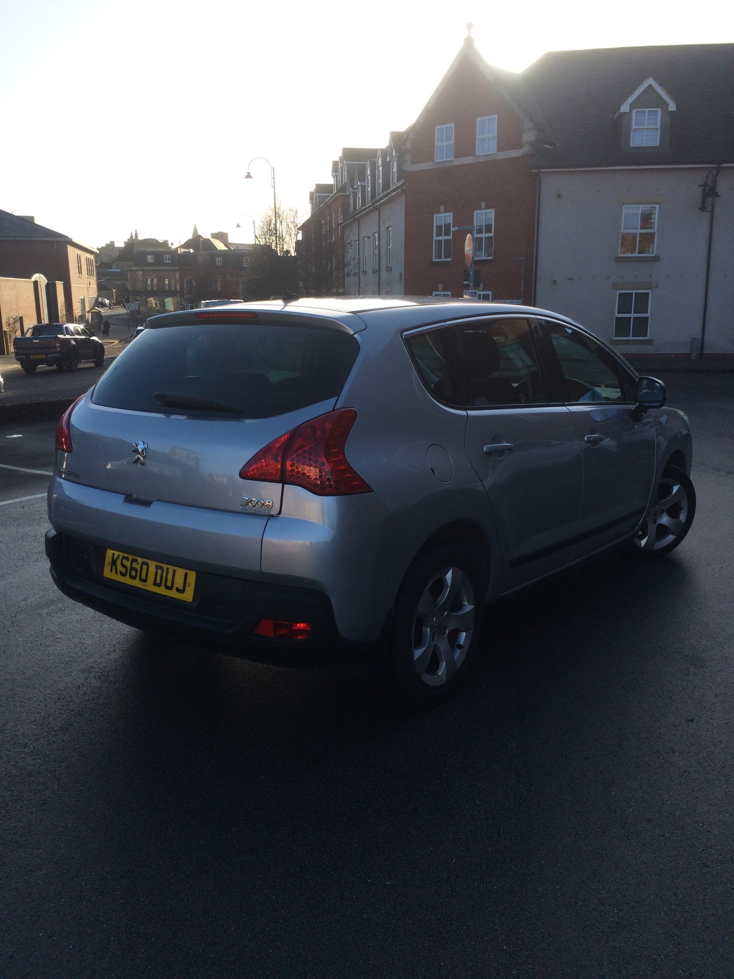 Used Peugeot 3008 2011 for sale - 77011896: Photo 2