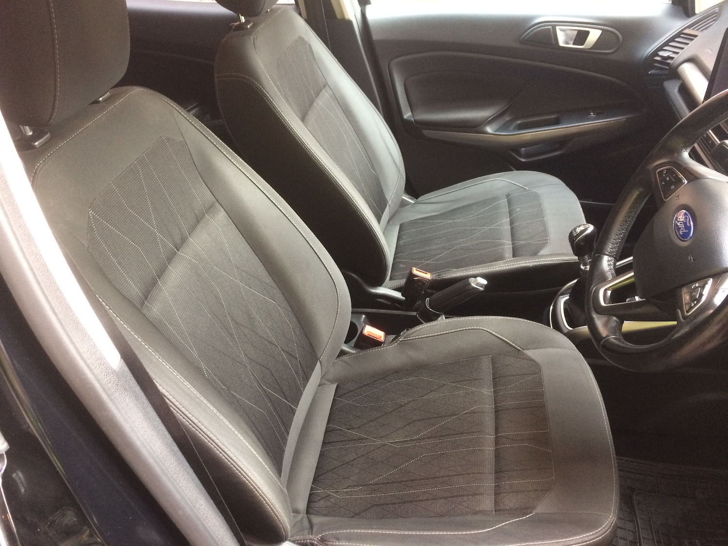 Used Ford Ecosport 2018 for sale - 76329175: Photo 9