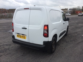 Used Citroen Berlingo 2020 for sale - 77501155: Photo
