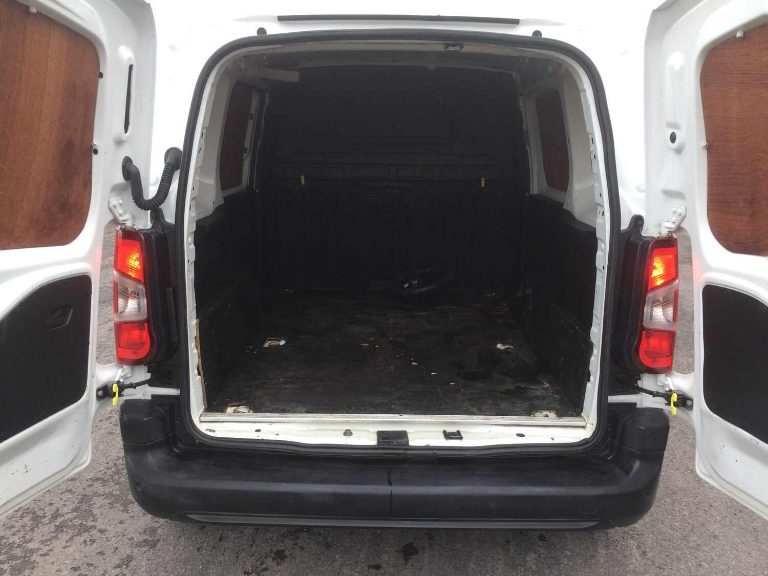 Used Citroen Berlingo 2020 for sale - 77501155: Photo 6