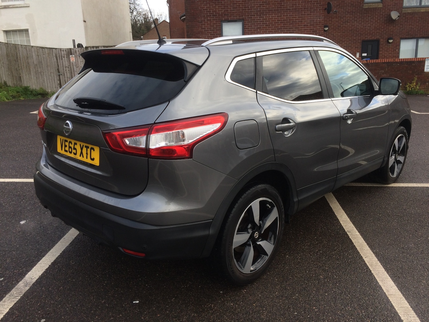 Used Nissan Qashqai 2015 for sale - 77011992: Photo 4