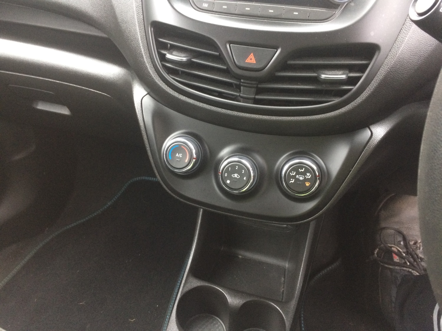 Used Vauxhall Viva 2016 for sale - 77801914: Photo 10