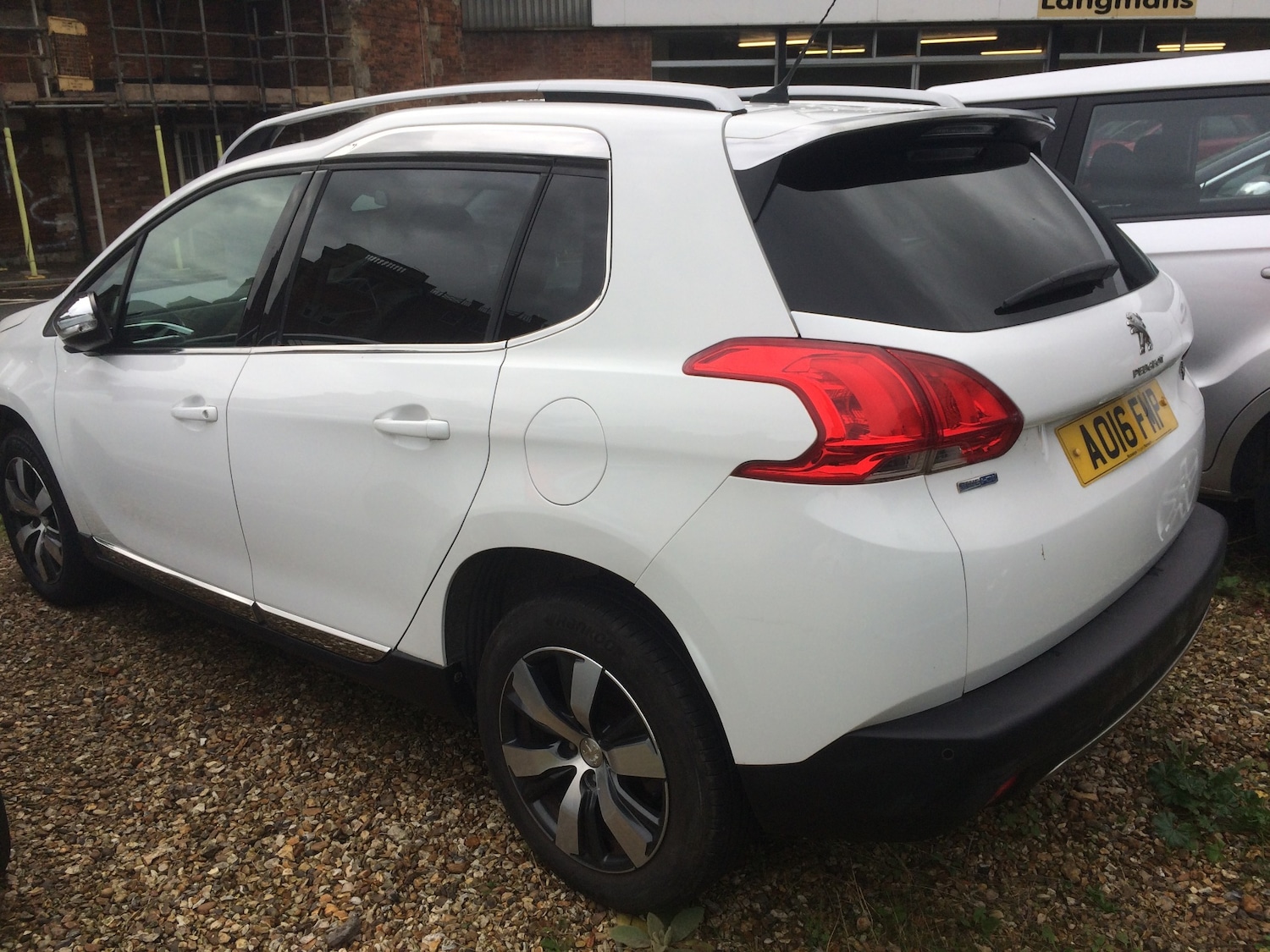 Used Peugeot 2008 2016 for sale - 75932938: Photo 4