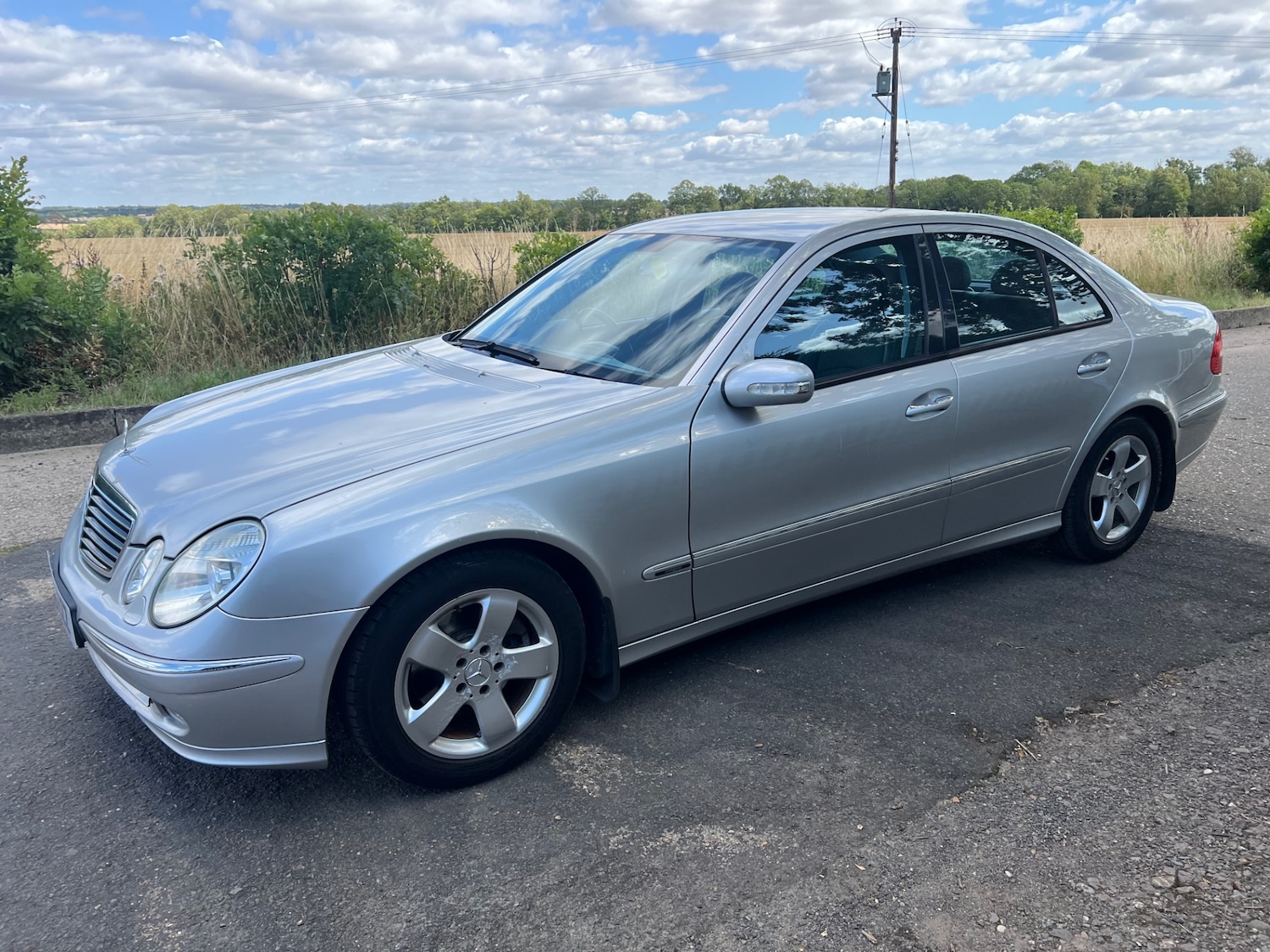 Used Mercedes-Benz E Class 2005 for sale - 76605482: Photo 3