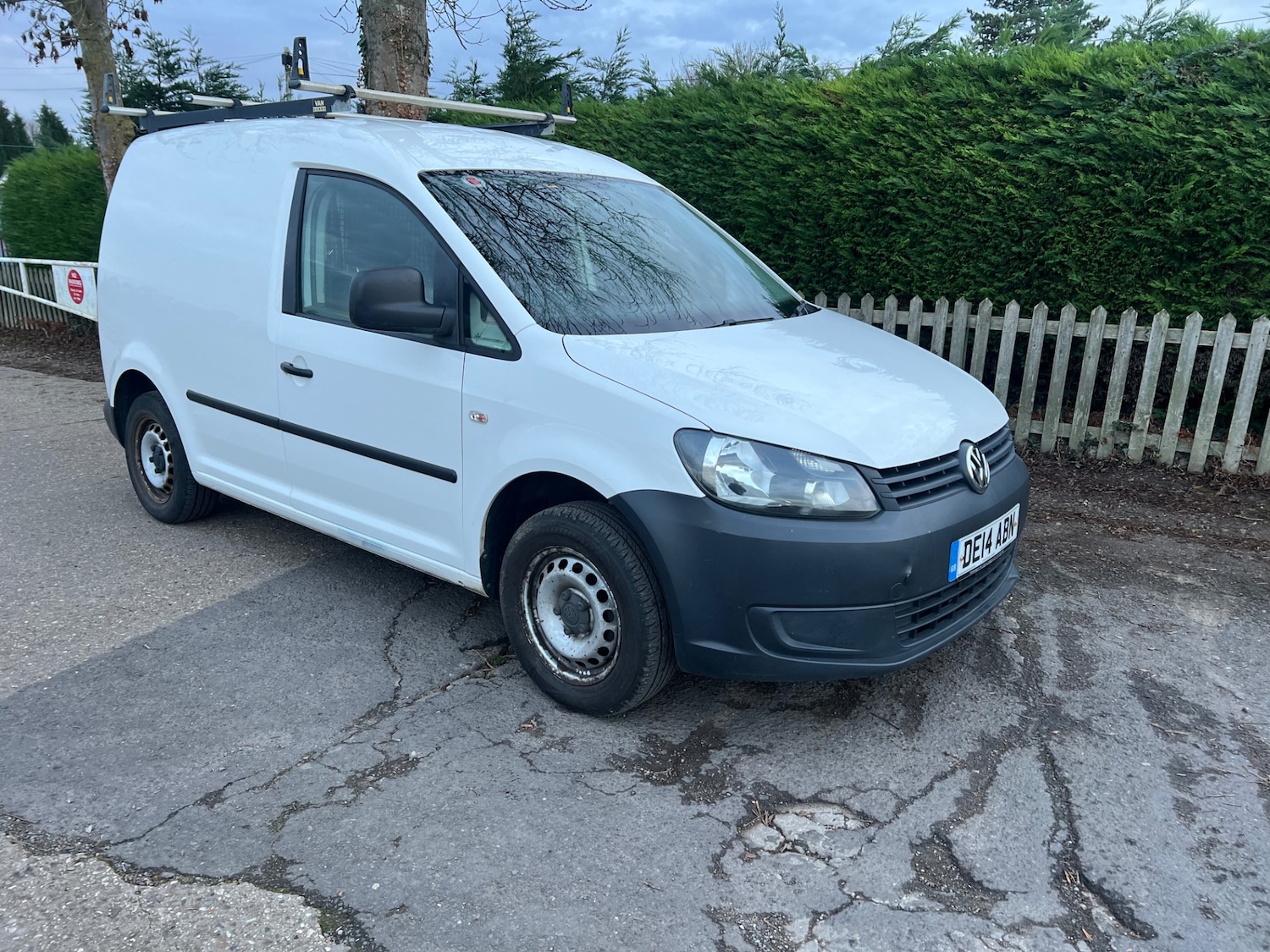 Used Volkswagen Caddy 2014 for sale - 76618842: Photo 2