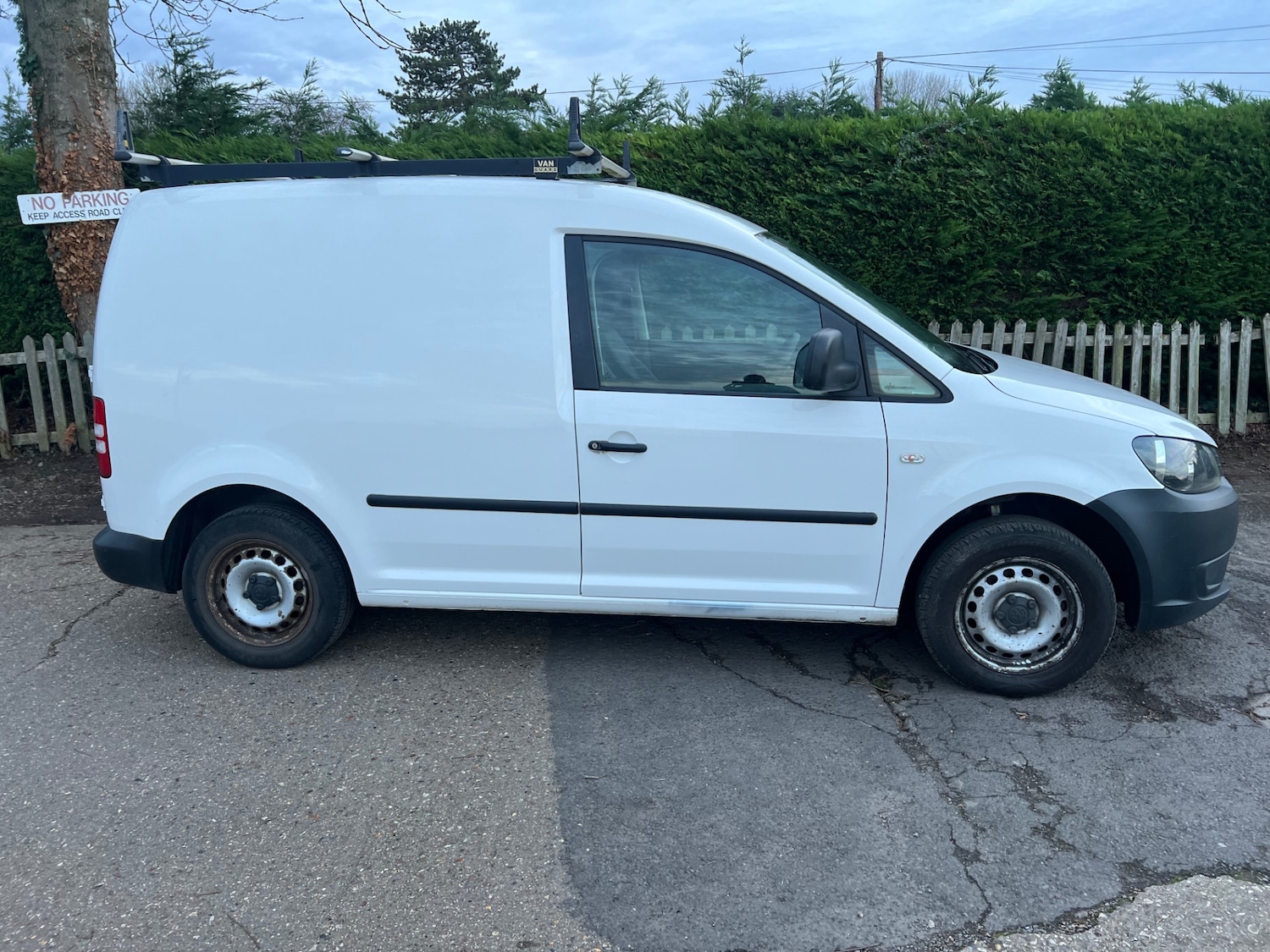 Used Volkswagen Caddy 2014 for sale - 76618842: Photo 4