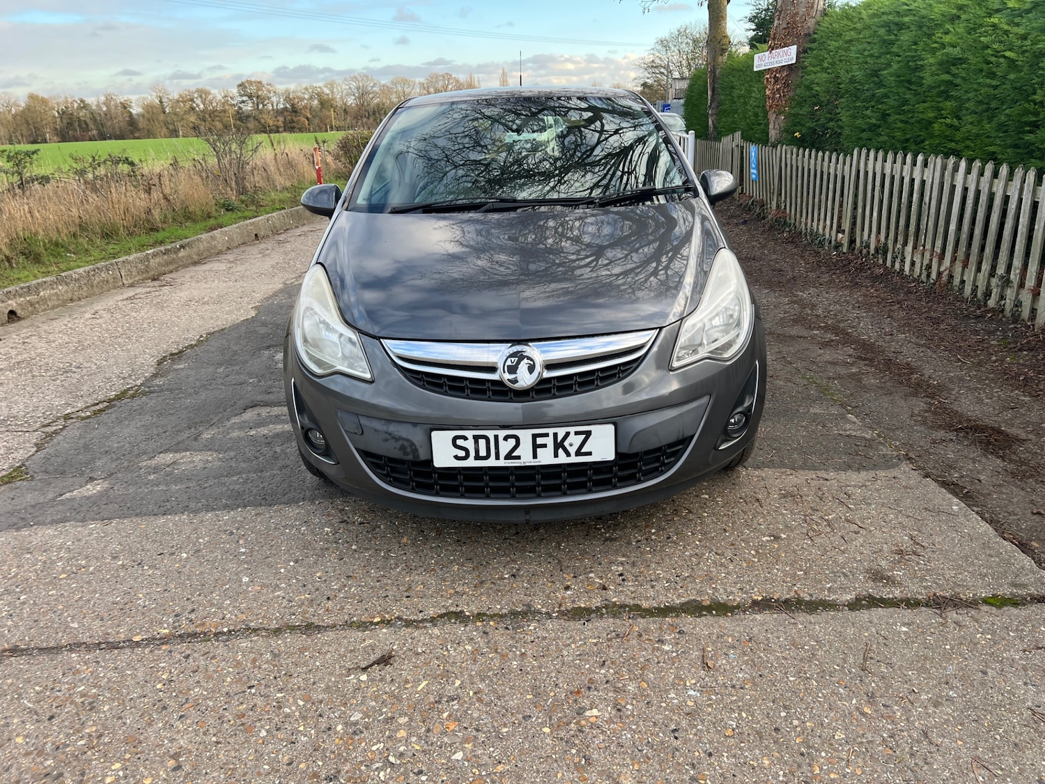 Used Vauxhall Corsa 2012 for sale - 76618451: Photo 2