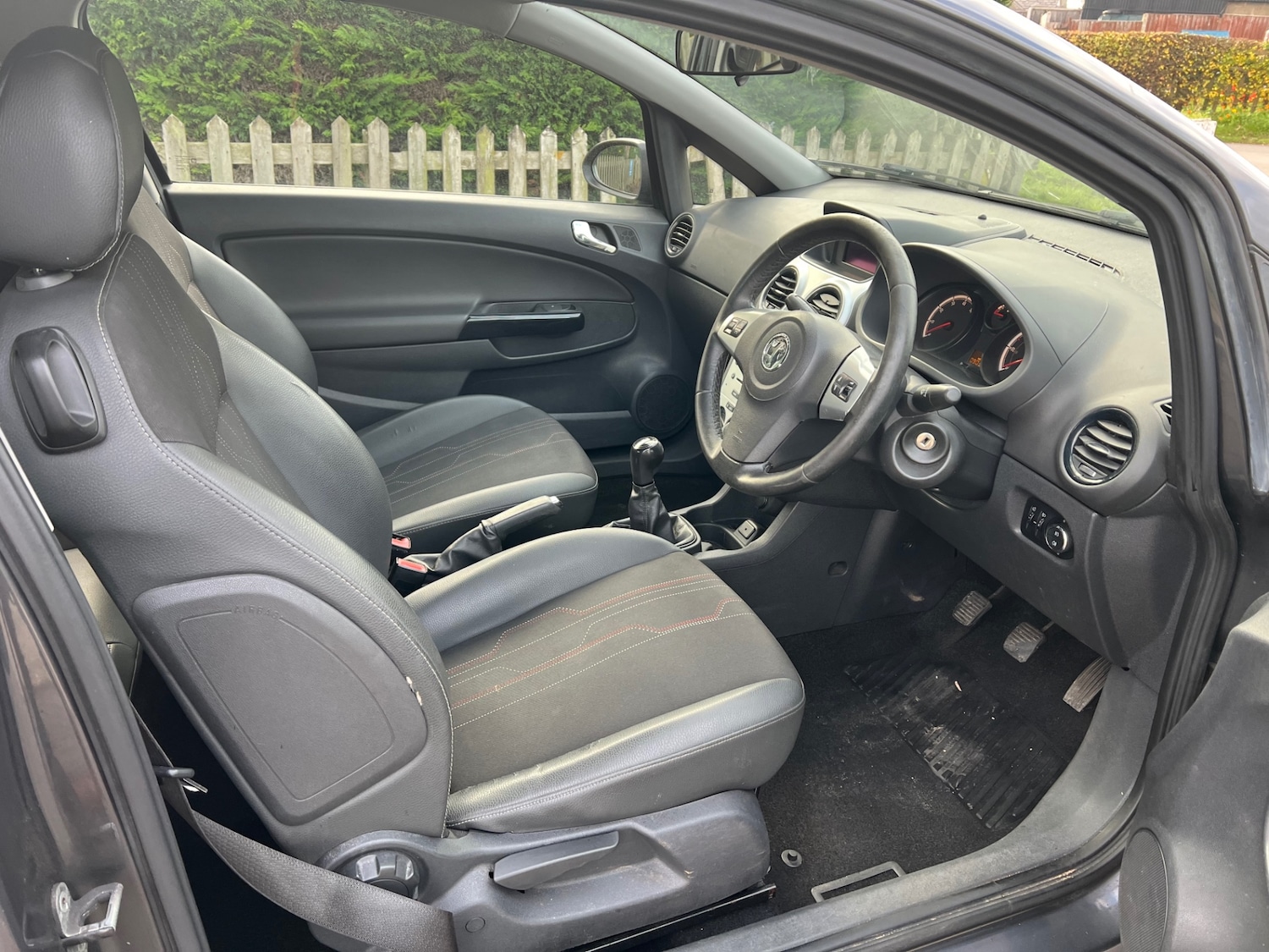 Used Vauxhall Corsa 2012 for sale - 76618451: Photo 8