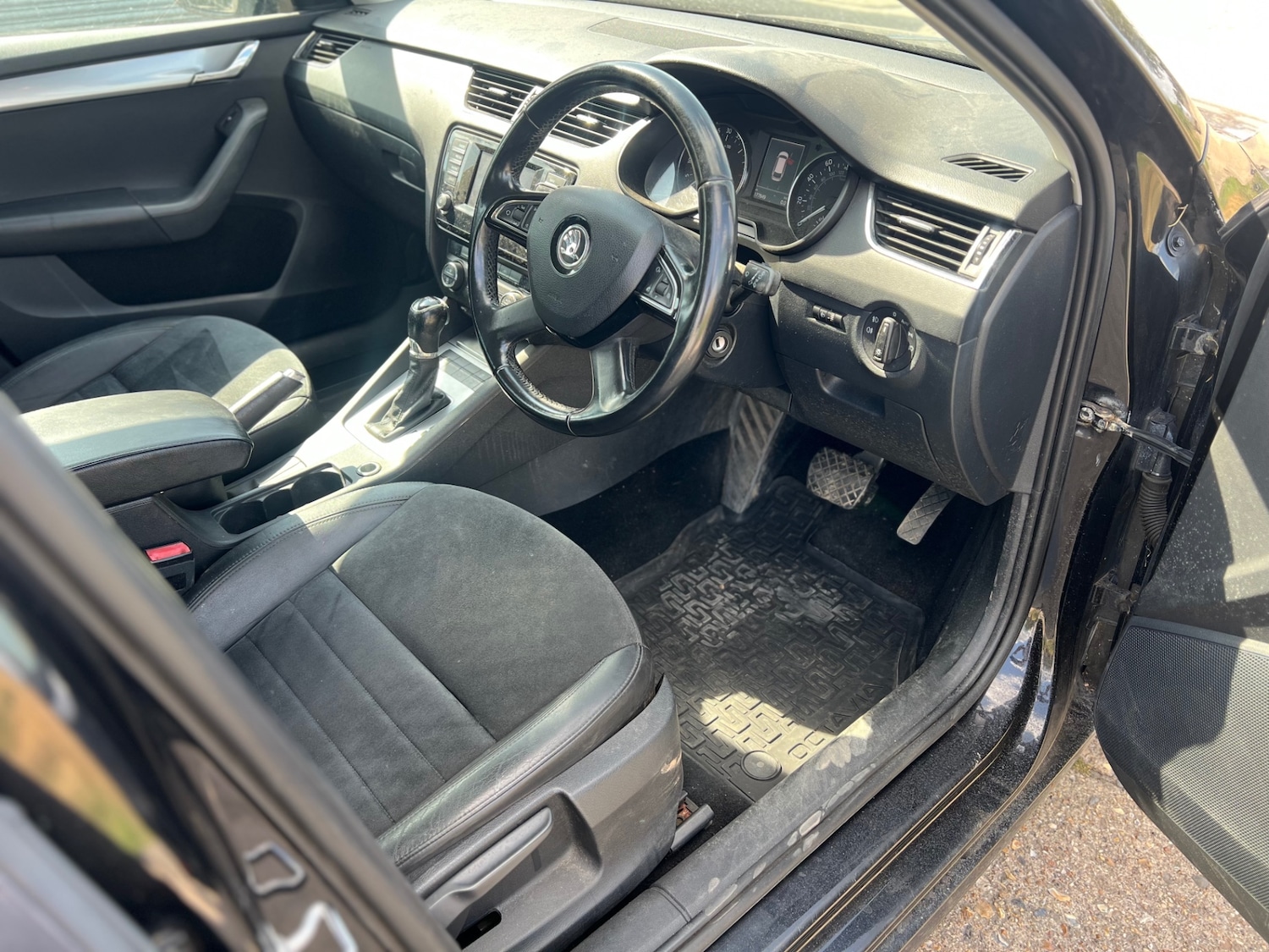 Used Skoda Octavia 2014 for sale - 76605399: Photo 17