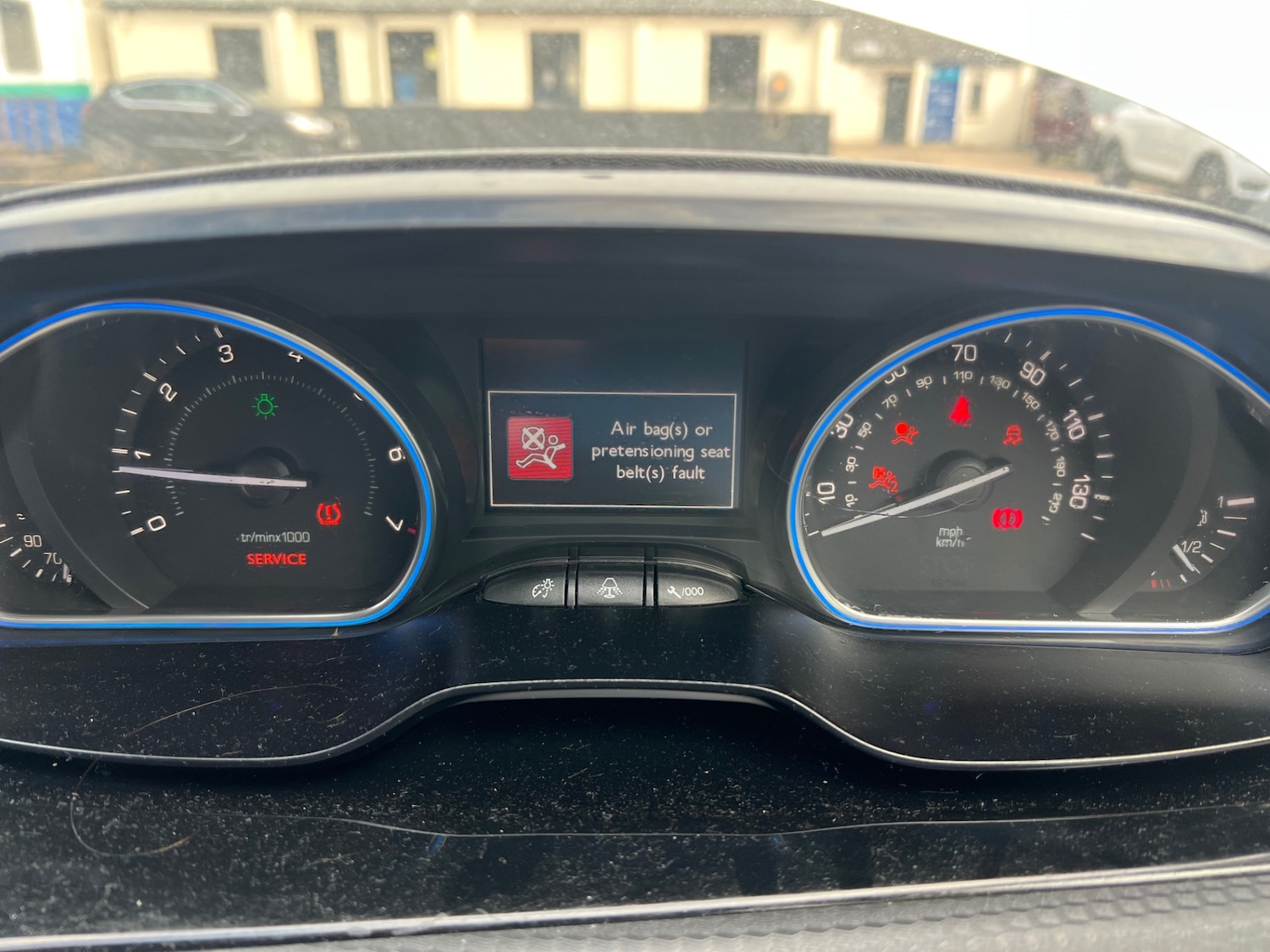 Used Peugeot 2008 2014 for sale - 76605989: Photo 14