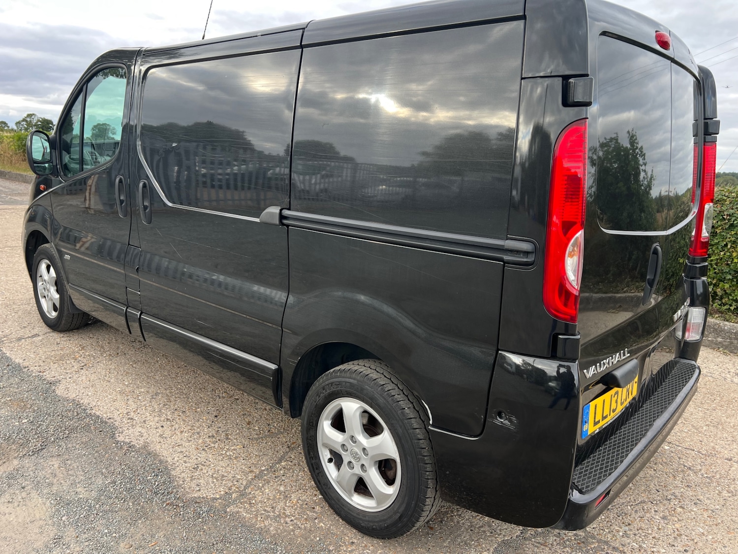 Used Vauxhall Vivaro 2013 for sale - 76605209: Photo 11