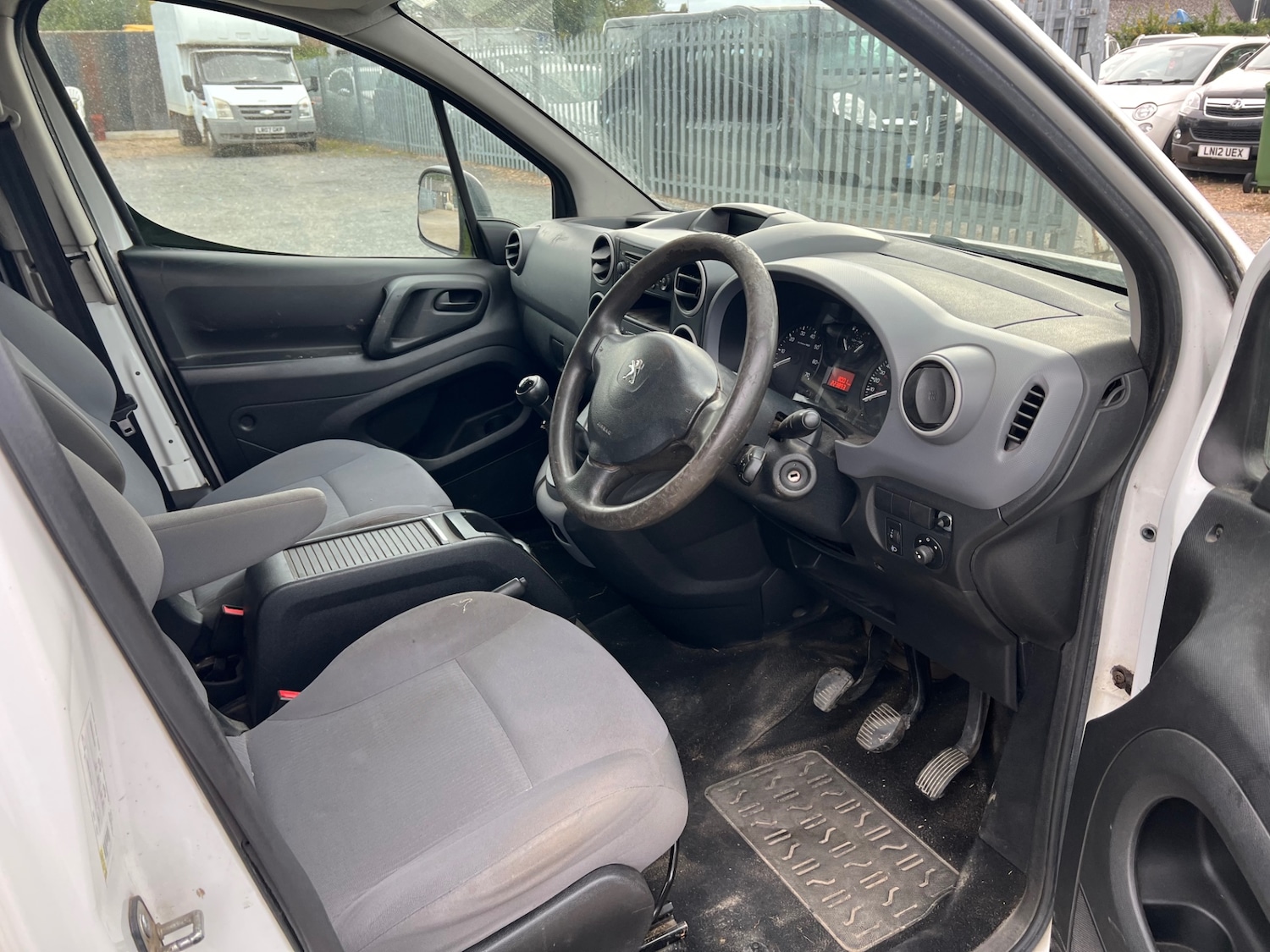 Used Vauxhall Vivaro 2013 for sale - 76605209: Photo 18