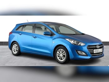 Used Hyundai i30 2015 for sale - 76602890: Photo