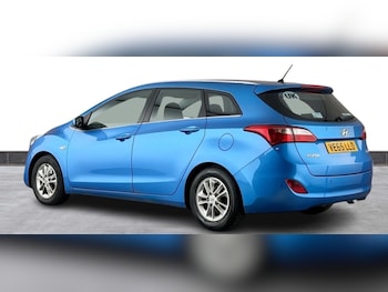 Used Hyundai i30 2015 for sale - 76602890: Photo