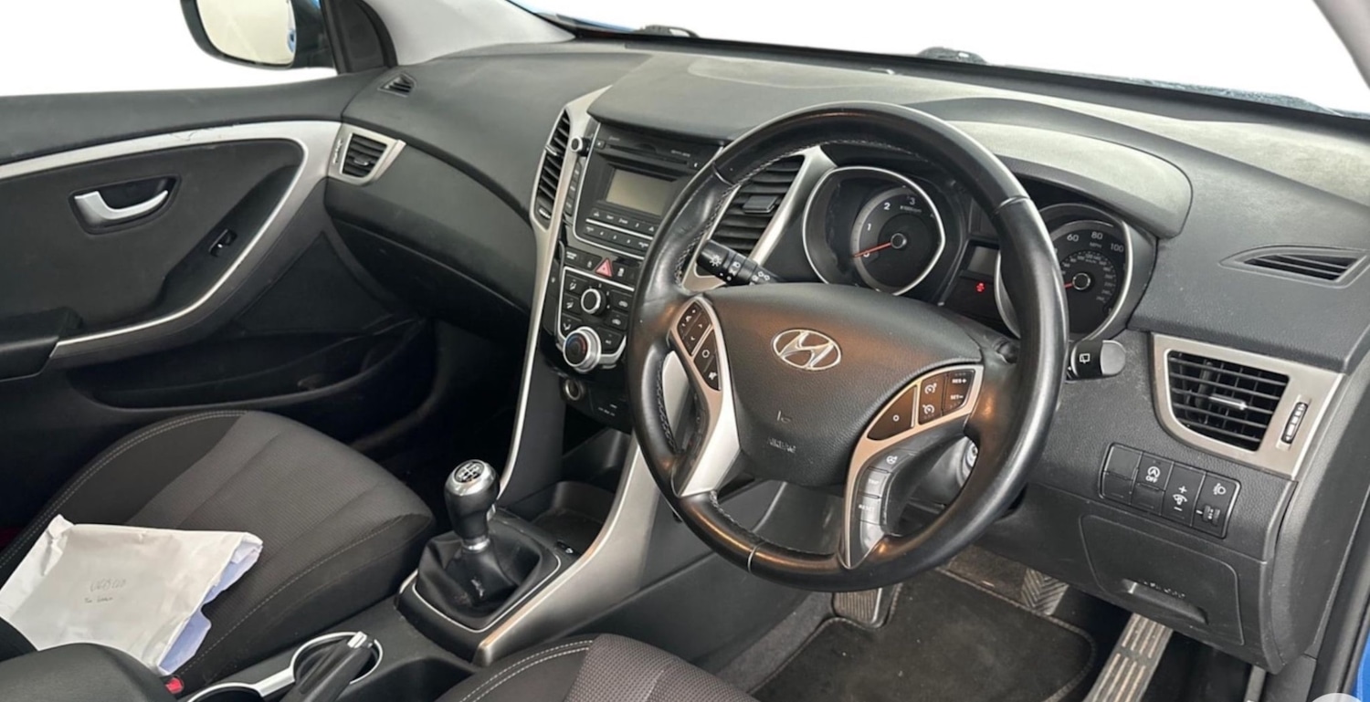 Used Hyundai i30 2015 for sale - 76602890: Photo 5
