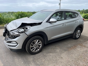 Used Hyundai TUCSON 2016 for sale - 76603107: Photo