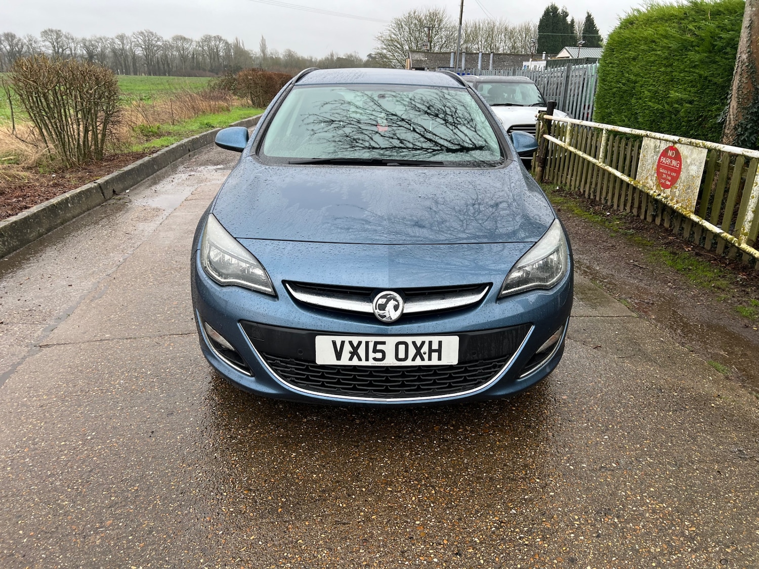 Used Vauxhall Astra 2015 for sale - 76618829: Photo 2