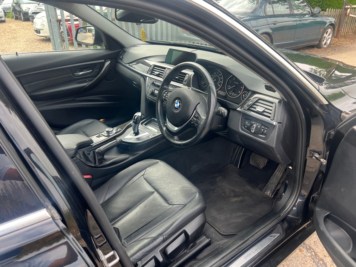 Used BMW 3 Series 2013 for sale - 76605429: Photo 11
