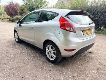 Used Ford Fiesta 2015 for sale - 79740099: Photo