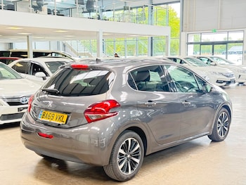 Used Peugeot 208 2020 for sale - 79371562: Photo