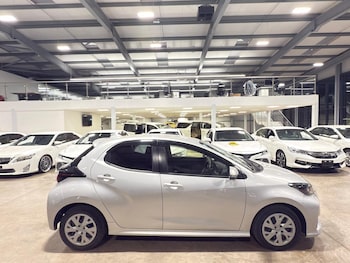 Used Toyota Yaris 2020 for sale - 79371549: Photo