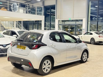 Used Toyota Yaris 2020 for sale - 79371549: Photo