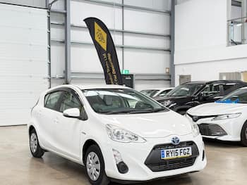 Used Toyota Aqua 2015 for sale - 79739309: Photo