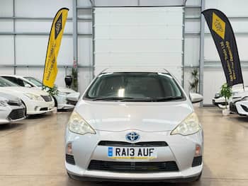 Used Toyota Aqua 2013 for sale - 79800577: Photo