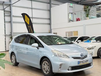 Used Toyota Prius 2013 for sale - 79800590: Photo