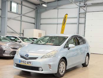 Used Toyota Prius 2013 for sale - 79800590: Photo