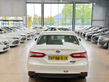 Used Toyota Camry 2018 for sale - 79567613: Photo