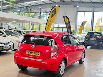Used Toyota Aqua 2015 for sale - 79819062: Photo