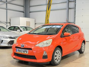 Used Toyota Aqua 2013 for sale - 79749999: Photo