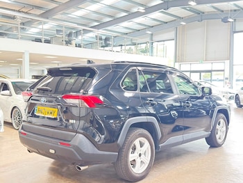 Used Toyota RAV4 2021 for sale - 79371621: Photo