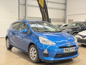 Used Toyota Aqua 2013 for sale - 79749982: Photo